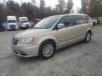 2014 Chrysler Town & Country Limited