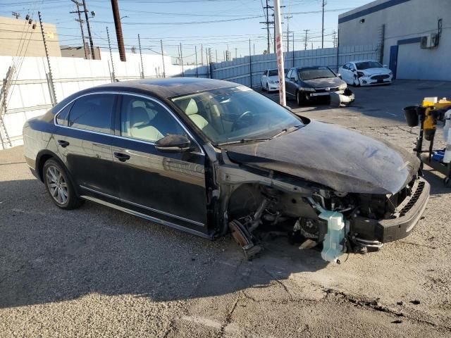 2012 Volkswagen Passat SEL