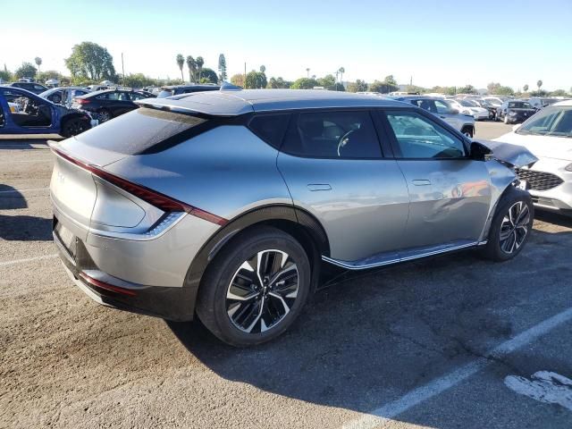 2023 KIA EV6 Light