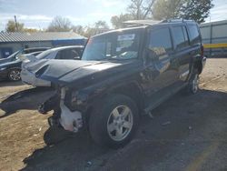 SUV salvage a la venta en subasta: 2006 Jeep Commander Limited