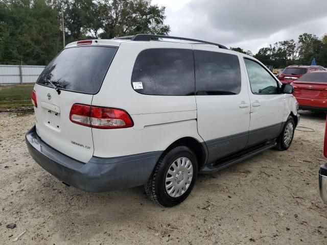 2002 Toyota Sienna CE