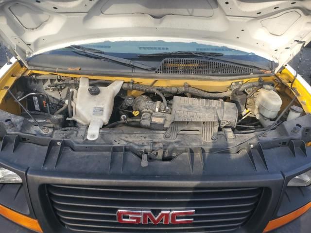 2015 GMC Savana Cutaway G3500