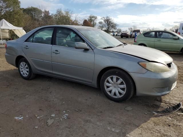 2005 Toyota Camry LE