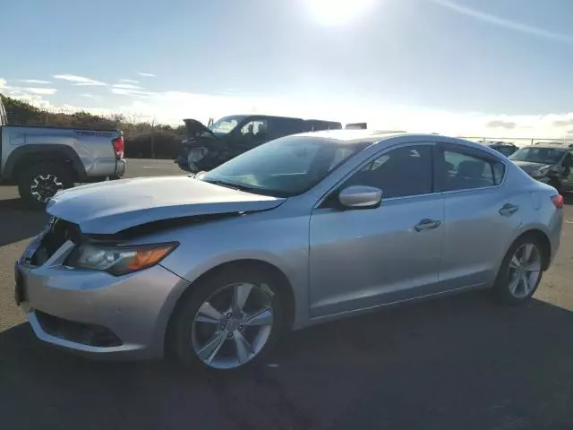 2013 Acura ILX 20 Tech