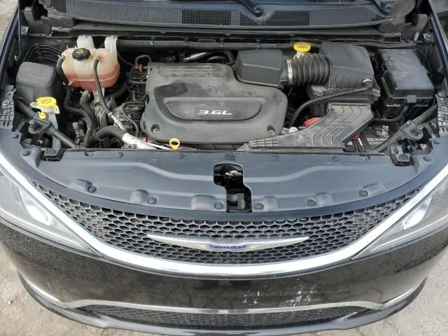 2017 Chrysler Pacifica Touring L