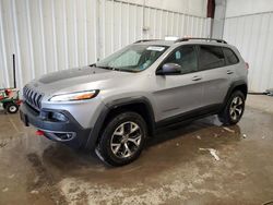 Carros salvage sin ofertas aún a la venta en subasta: 2014 Jeep Cherokee Trailhawk