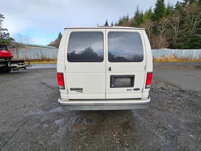 2014 Ford Econoline E350 Super Duty Wagon