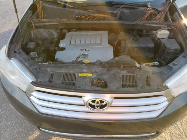 2011 Toyota Highlander Base