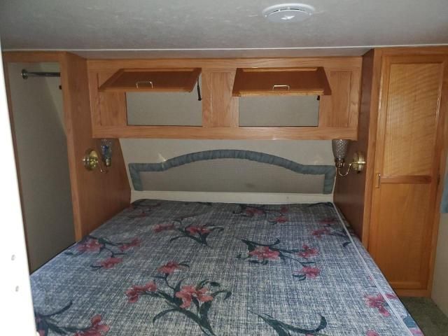 2003 Jayco Qwest