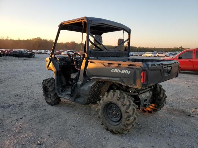 2023 Can-Am Defender HD7