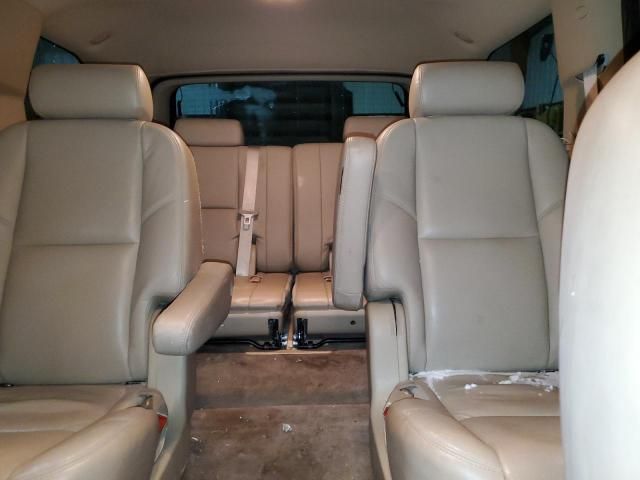 2010 Cadillac Escalade Luxury