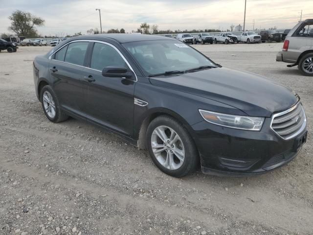 2019 Ford Taurus SEL