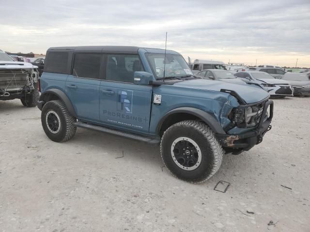 2023 Ford Bronco Base