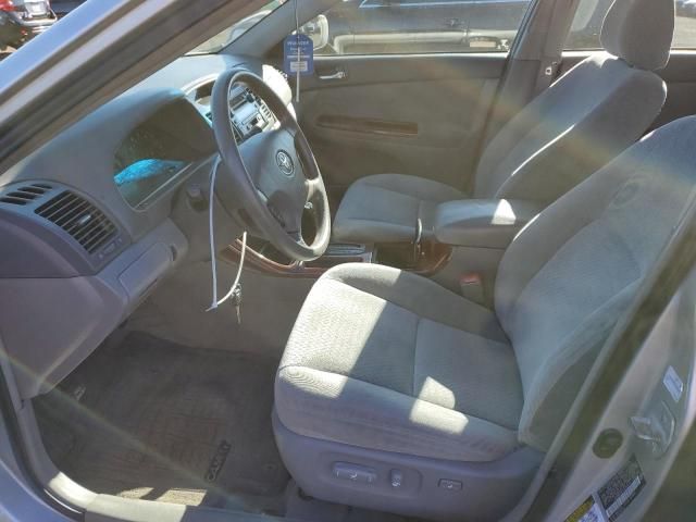 2004 Toyota Camry LE