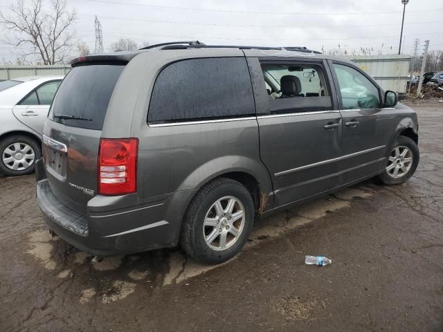 2010 Chrysler Town & Country Touring