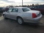 2005 Lincoln Town Car Signature Limited