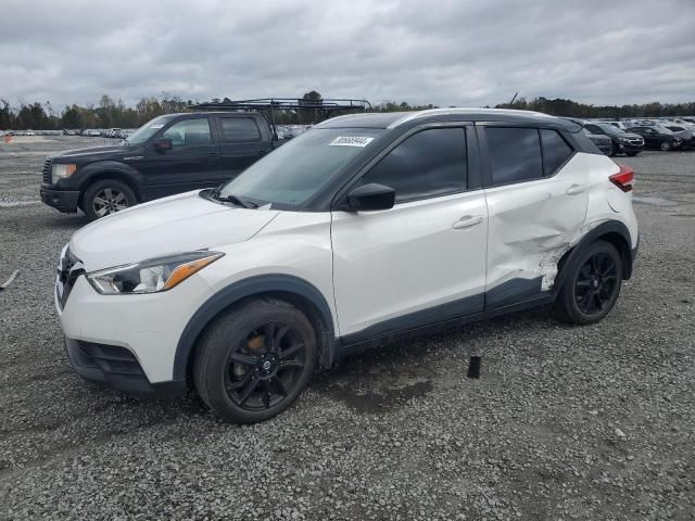 2020 Nissan Kicks SV