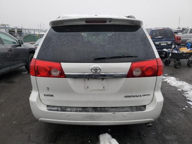 2008 Toyota Sienna XLE