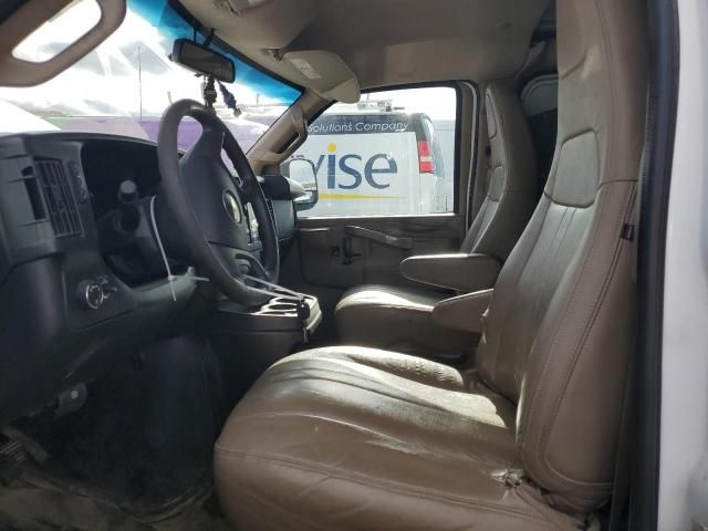 2017 Chevrolet Express G2500