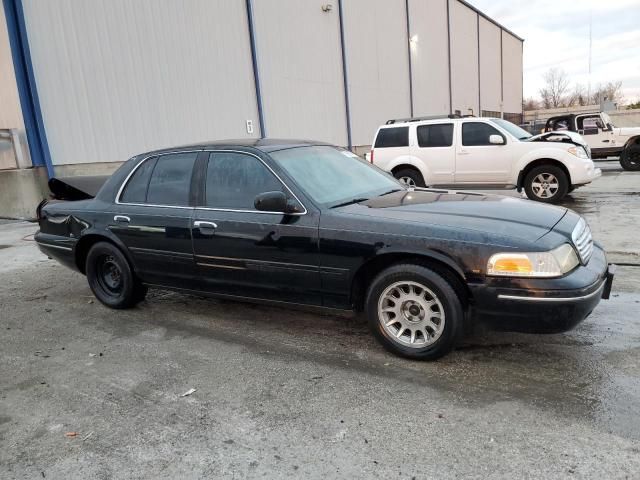 2000 Ford Crown Victoria LX