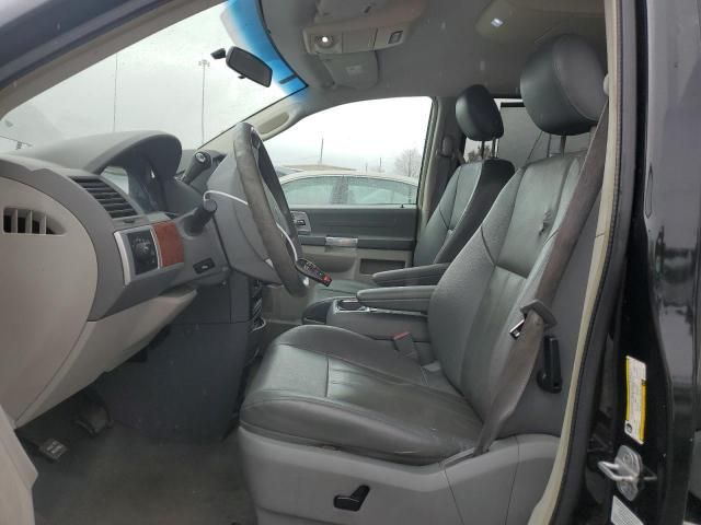 2008 Chrysler Town & Country Touring