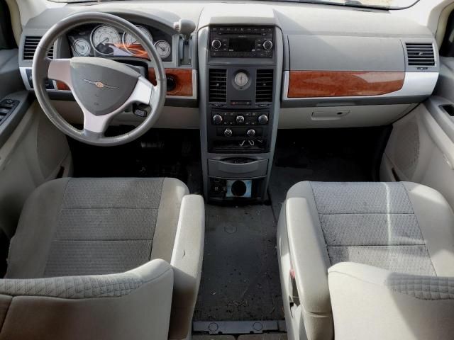 2008 Chrysler Town & Country Touring