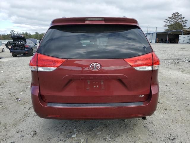 2014 Toyota Sienna LE