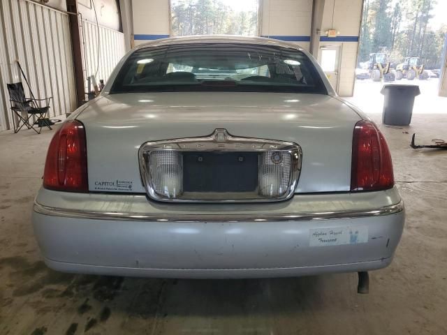 2001 Lincoln Town Car Executive