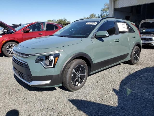 2025 KIA Niro EX