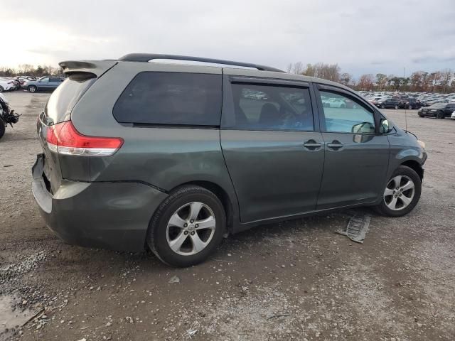 2011 Toyota Sienna LE