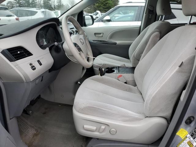 2011 Toyota Sienna LE