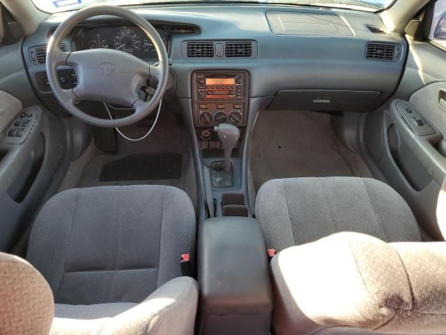 2000 Toyota Camry LE