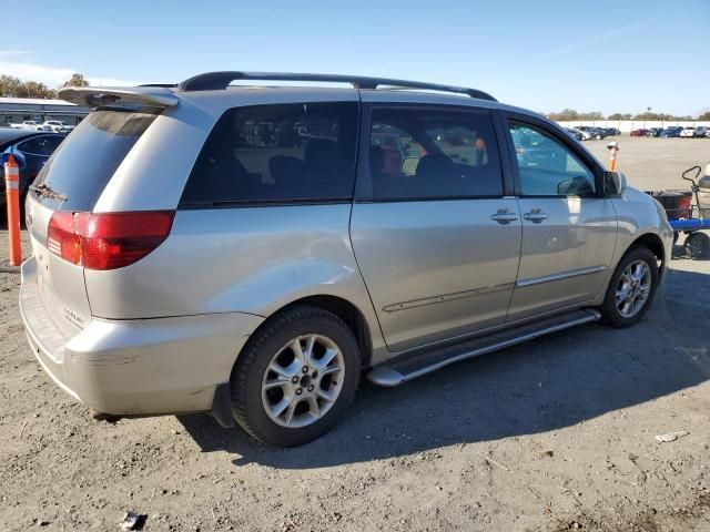 2005 Toyota Sienna XLE