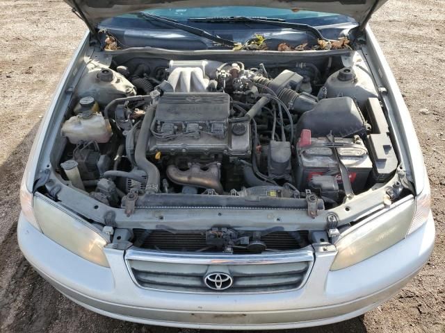 2001 Toyota Camry LE