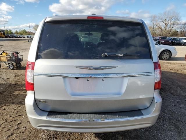 2012 Chrysler Town & Country Touring