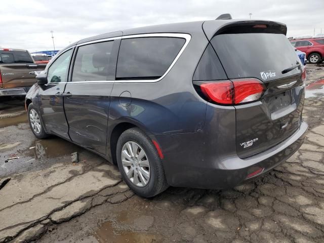 2020 Chrysler Voyager L