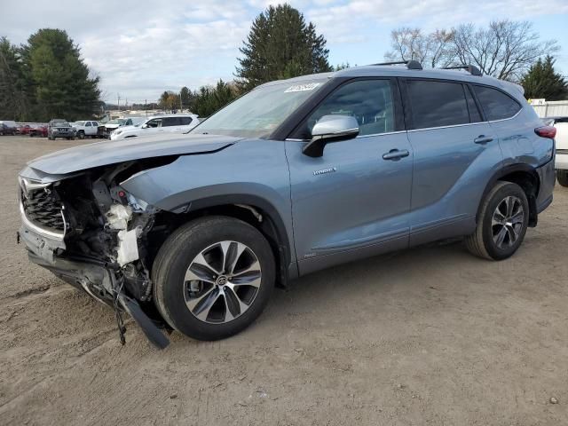 2021 Toyota Highlander Hybrid XLE