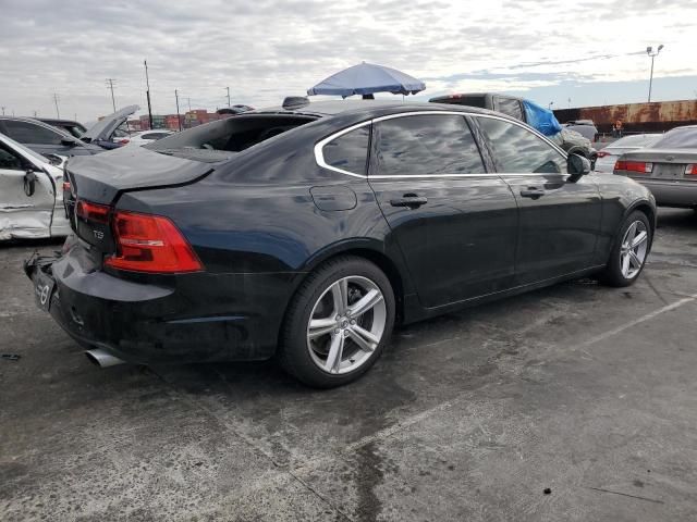 2018 Volvo S90 T5 Momentum