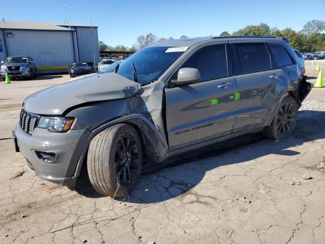 2020 Jeep Grand Cherokee Laredo