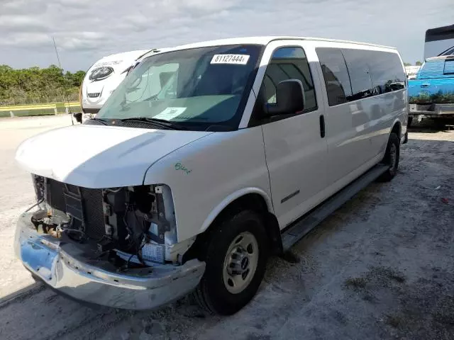 2004 GMC Savana G3500