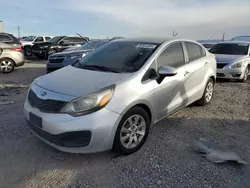 KIA Vehiculos salvage en venta: 2015 KIA Rio LX