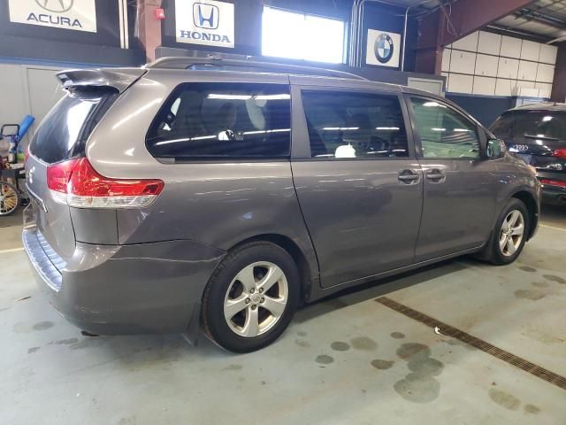 2012 Toyota Sienna LE