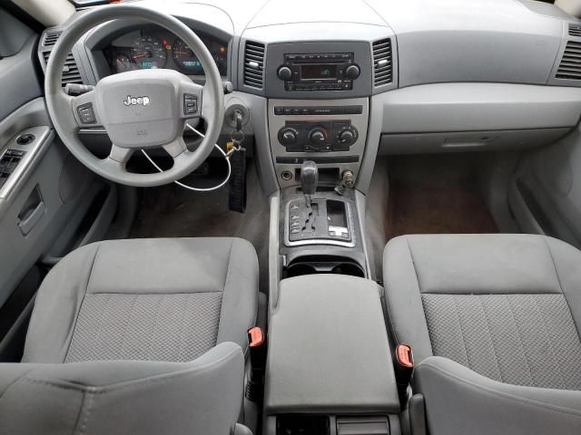 2005 Jeep Grand Cherokee Laredo