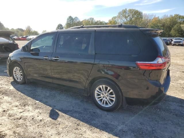 2015 Toyota Sienna XLE