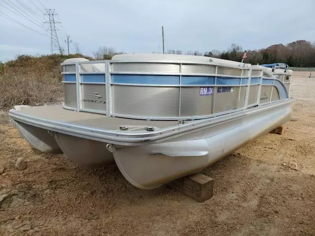 2017 Bennche Boat