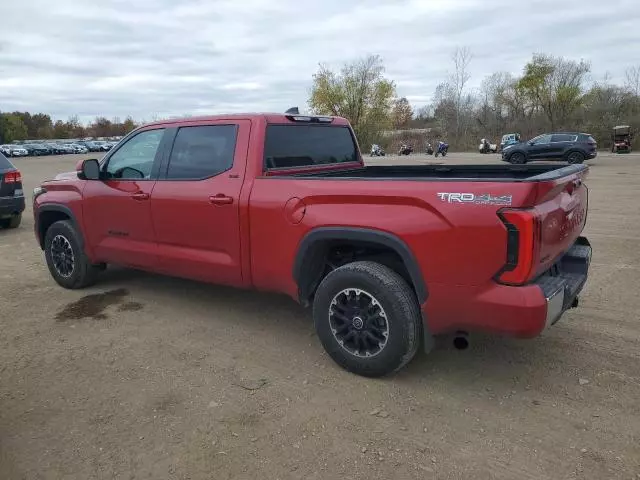 2022 Toyota Tundra Crewmax SR5