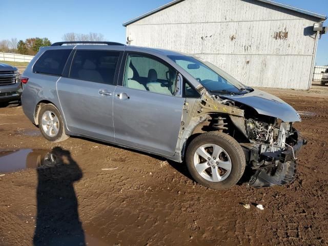 2015 Toyota Sienna LE