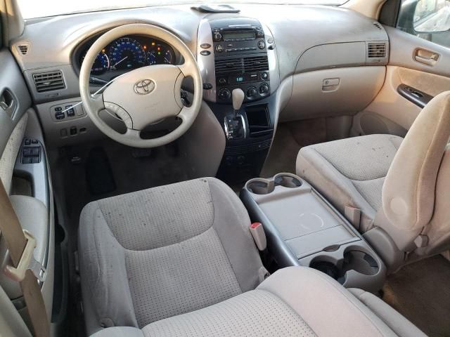 2010 Toyota Sienna CE