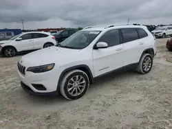 Jeep Cherokee Latitude salvage cars for sale: 2019 Jeep Cherokee Latitude