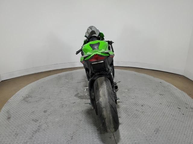 2021 Kawasaki ZX1002 M